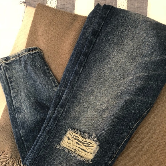 Boohoo distressed jeans - Picture 3 of 3